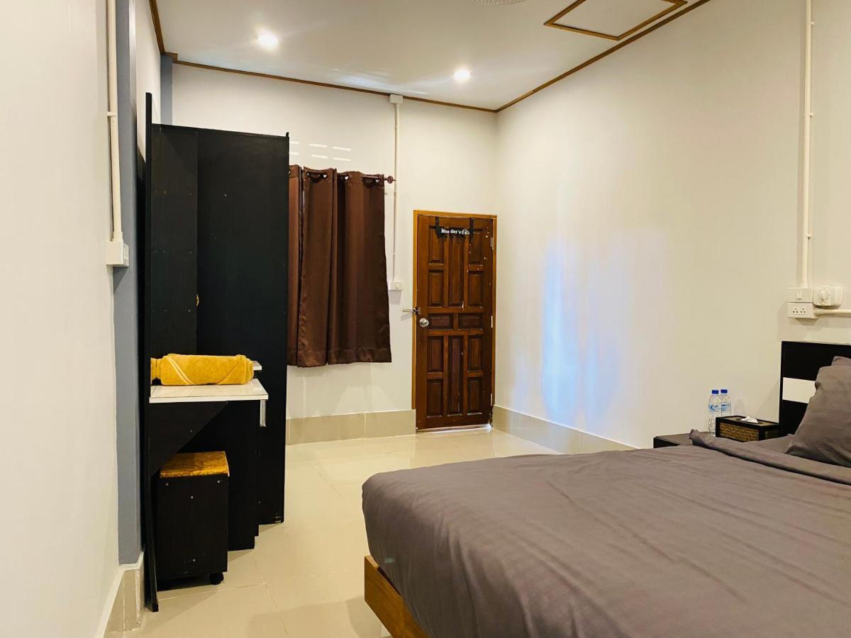 Mi Wo Homestay Ban Rak Thai Bagian luar foto